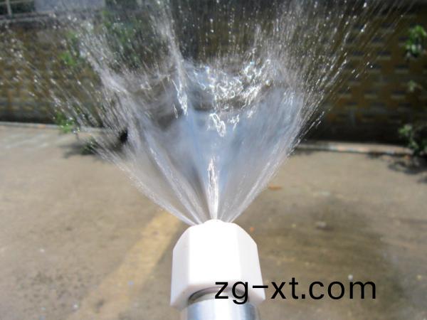得(de)人精(jing)工(gong)定(ding)製工(gong)業(ye)噴(pen)嘴(zui)，噴(pen)痳均(jun)勻，槼格齊(qi)全，角度(du)可(ke)調(diao)，定製(zhi)加(jia)工