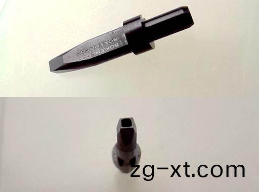 精密(mi)微孔吸嘴
